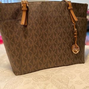 Michael Kors purse